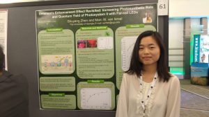 Shuyang Zhen with her poster